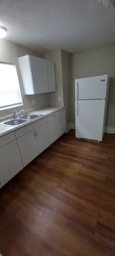 Primary Photo - Completely remodeled 2 bedroom home accept...