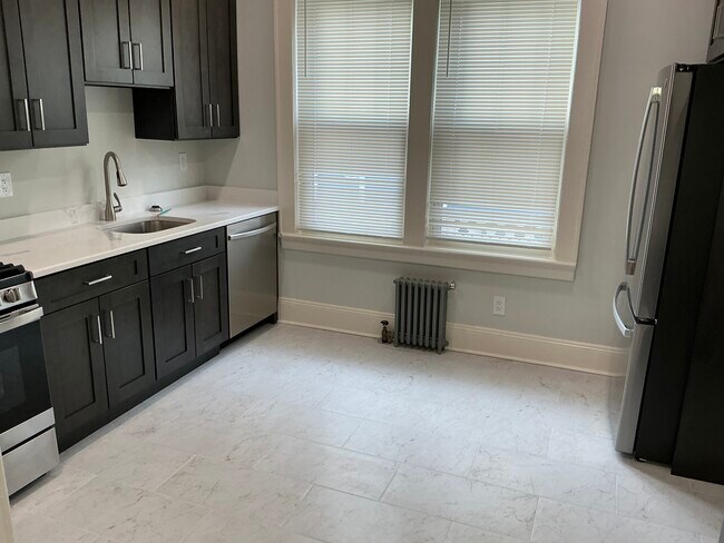 Cocina - 176 Weequahic Ave