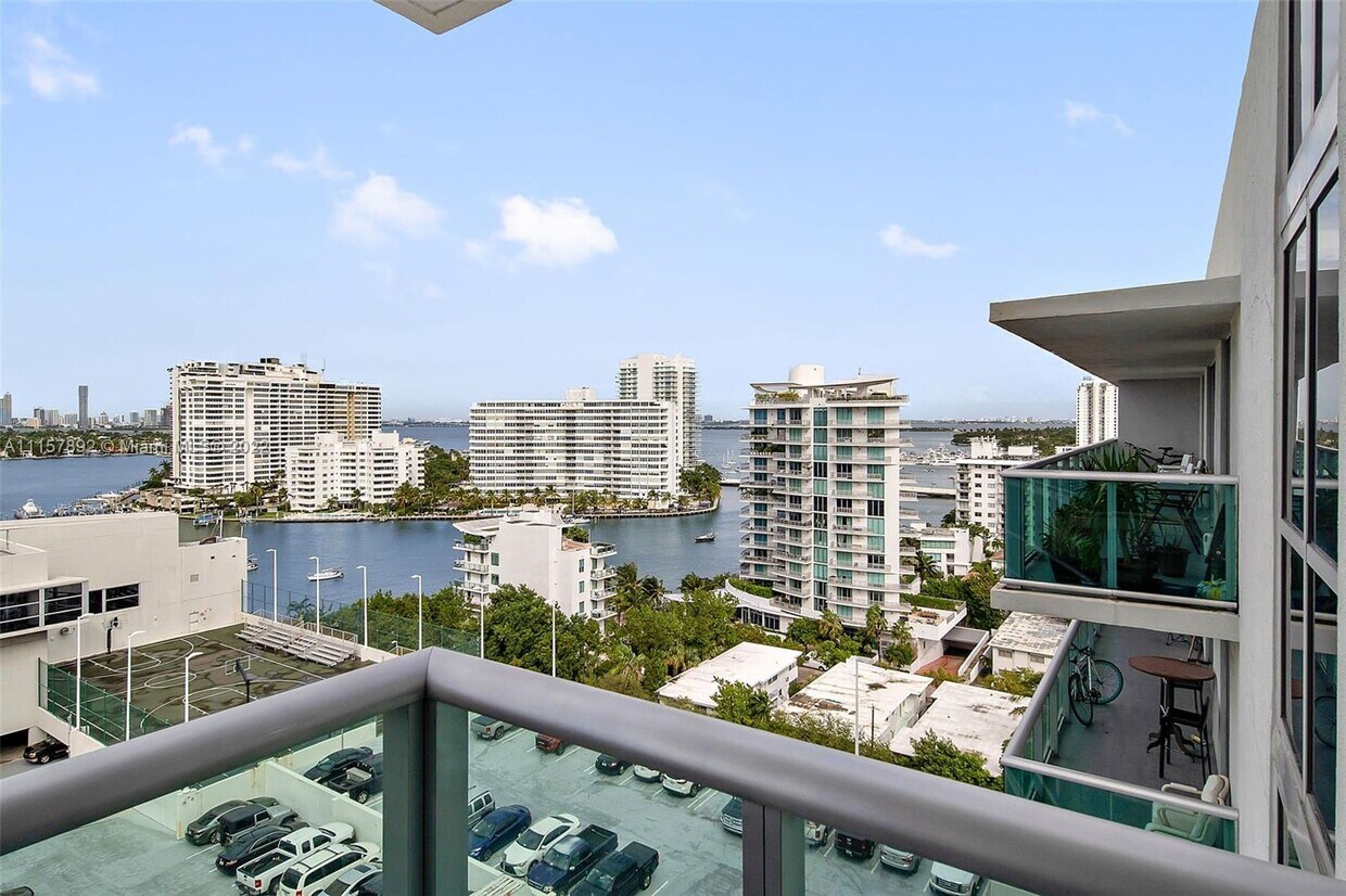Foto principal - 1500 Bay Rd