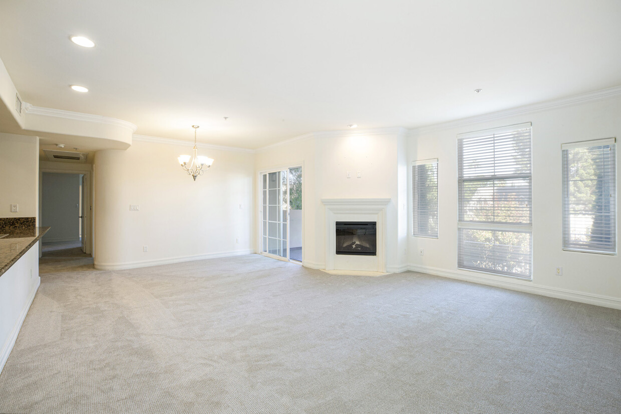 14242 Burbank Blvd Unit 209, Sherman Oaks, CA 91401 Condo for Rent in