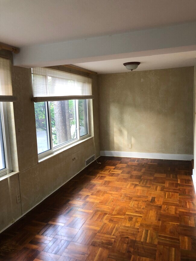 215 Bradford Pky, Syracuse, NY 13224 House Rental in Syracuse, NY