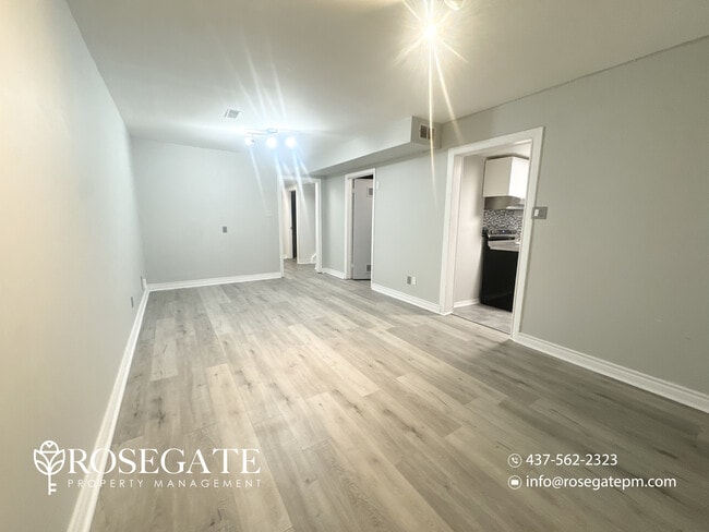 Building Photo - Modern 2-Bedroom Basement Apartment with In-Unit Laundry & Parking – Mississauga