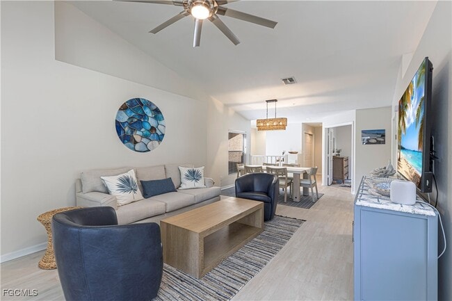 Building Photo - 24814 Lakemont Cove Ln