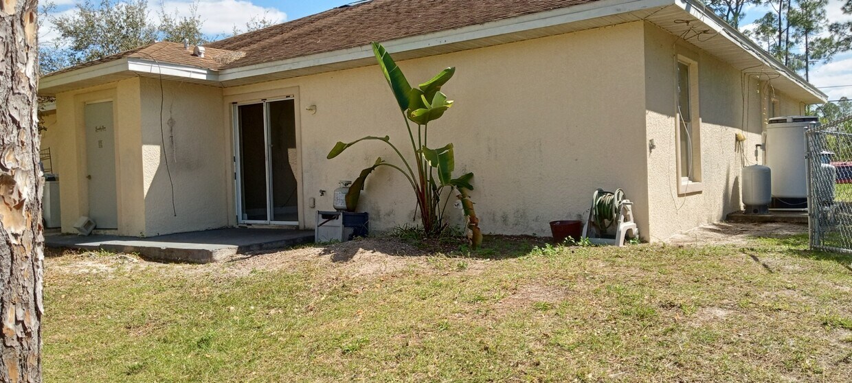 Photo - 2426 George Ave S (Lehigh Acres, FL)