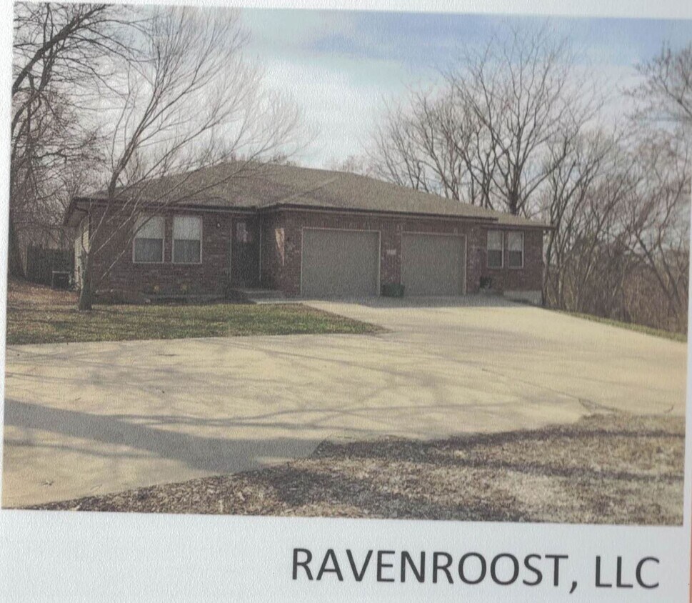 Unit A - 603 W Royle St