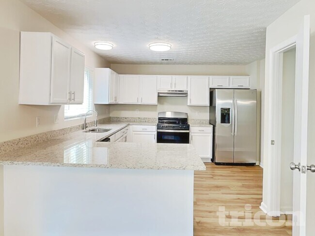 Building Photo - 231 Silver Fox Trail