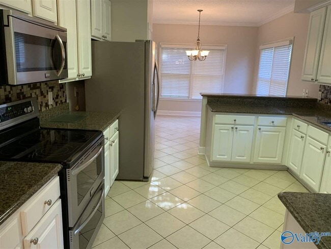 Foto del edificio - 129 Cannes Dr SE