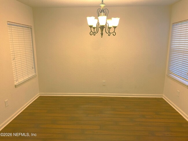 Foto del edificio - 8550 Argyle Business Loop