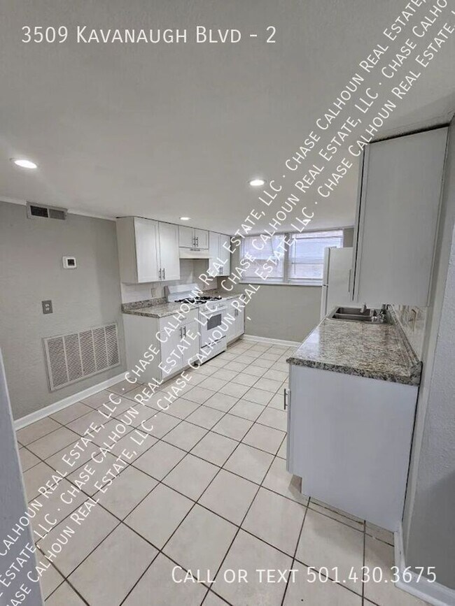 Foto del edificio - 3509 Kavanaugh Blvd