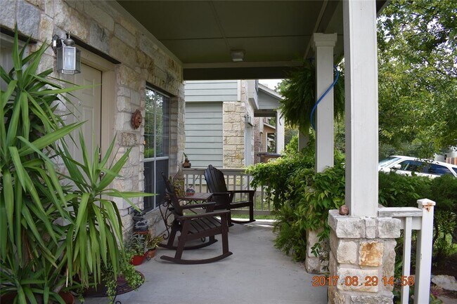 Foto del edificio - 8610 Winterstein Dr