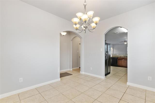 Building Photo - 6041 Spring Ranch Dr