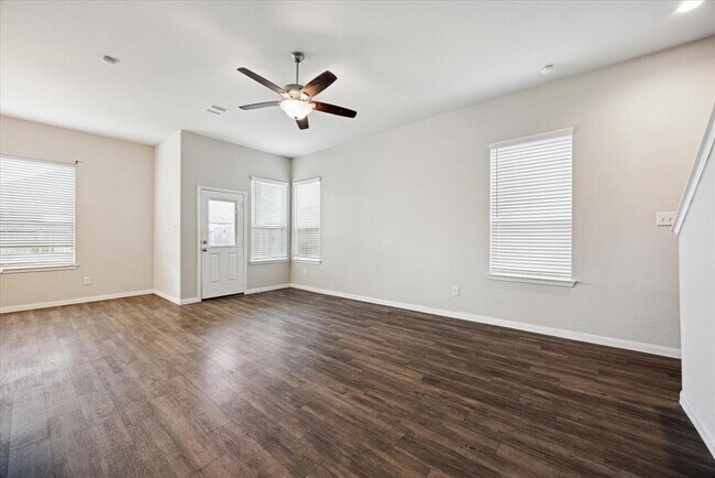 Foto del edificio - 24807 Lorenzo Glaze Trail