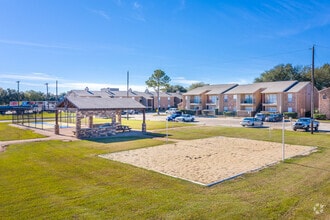 Building Photo - Meadow Park