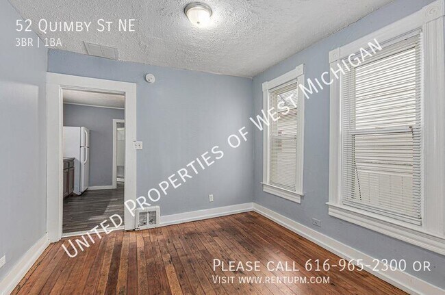 Foto del edificio - Tours Estimated to Begin 10/29 | Charming ...