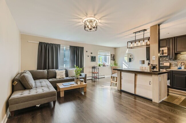 Foto del edificio - 7320 N Rogers Ave