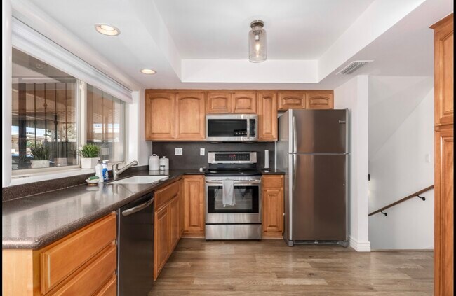 Foto del edificio - 8490 E Chaparral Rd