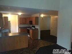 Building Photo - 113 Moriches Rd
