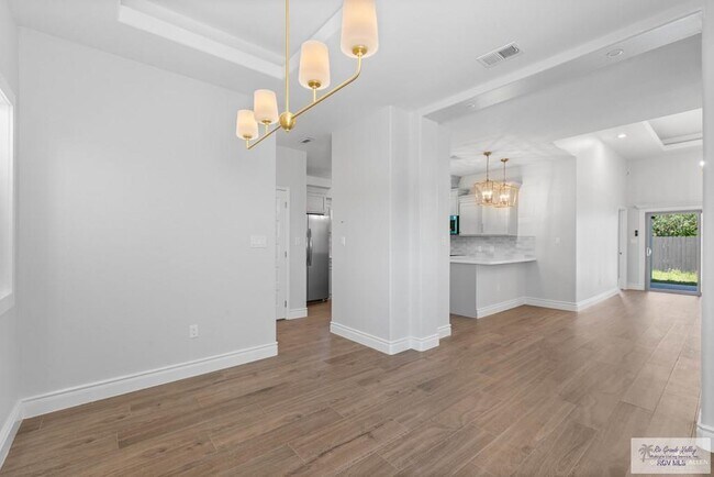 Building Photo - 30 Portofino Blvd