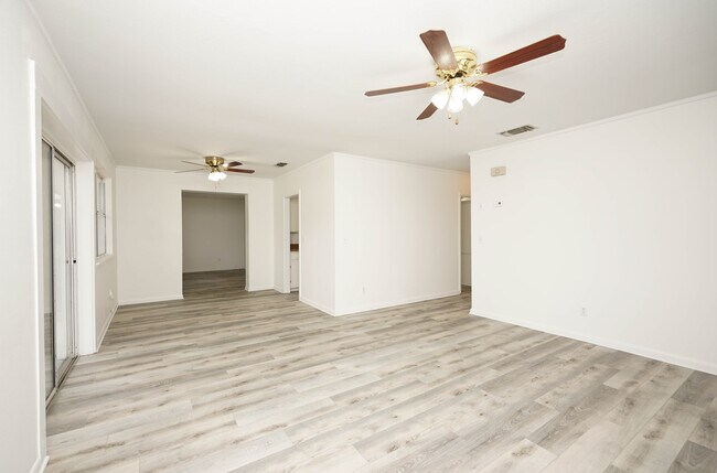 Living Room - 62 Meigs Dr