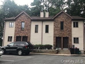 Primary Photo - 6 Cedar Ln
