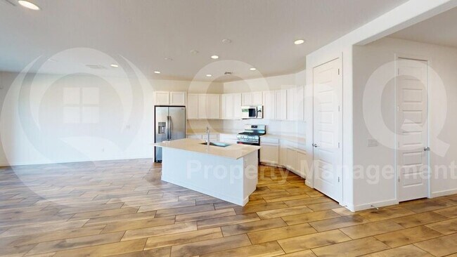 Building Photo - 1616 W Paseo Way