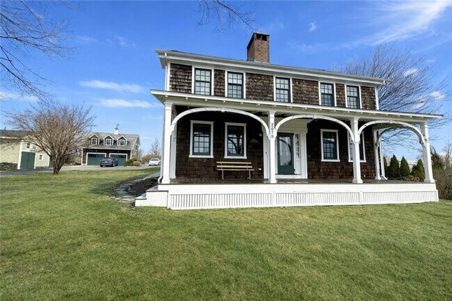 Foto del edificio - 2678 E Main Rd