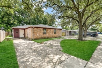 Building Photo - 3231 Scotch Moss Ln