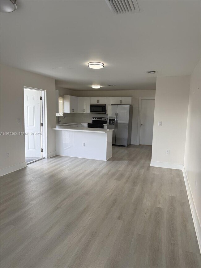 Building Photo - 10384 SW 173rd St