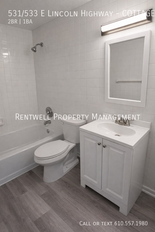 Building Photo - 531/533 E Lincoln Highway-COTTAGE