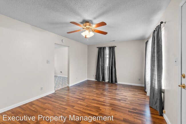 Building Photo - 2 br, 1 bath House - 607 Hazel