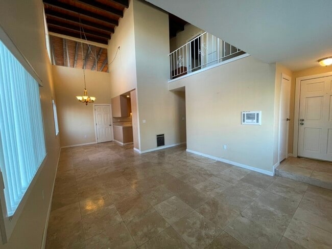 Building Photo - 1808 Huntington Ln