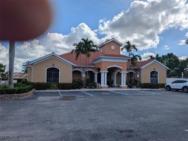 Foto del edificio - 1813 Concordia Lake Cir