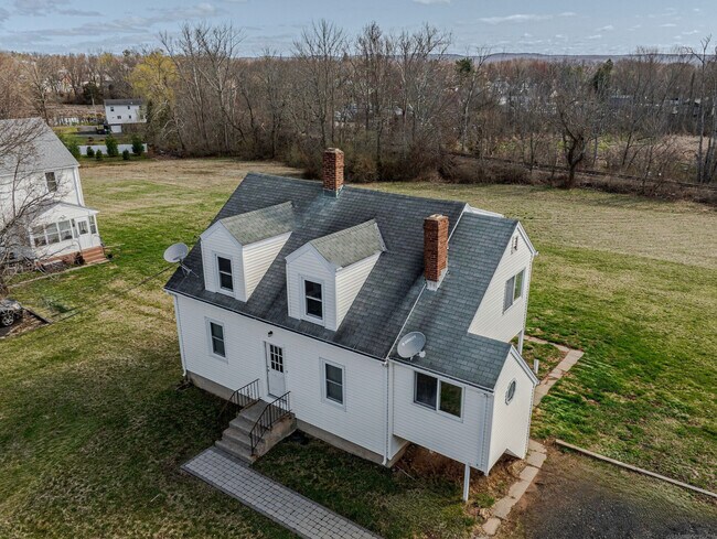 Foto del edificio - 11 Piney Ridge Rd