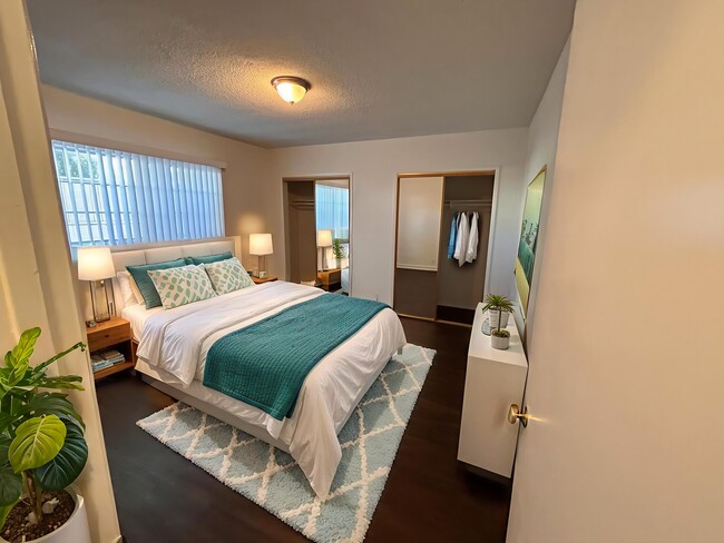 Building Photo - 3726 Keystone Ave