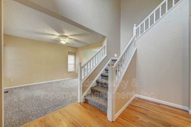 Building Photo - 16592 Oakmoor Pl