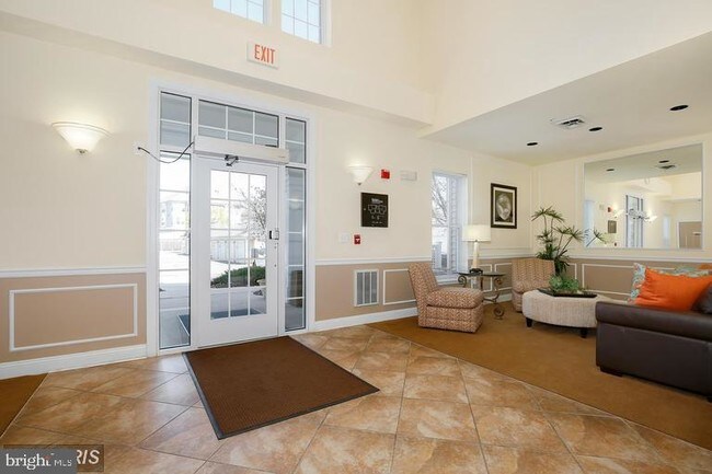 Foto del edificio - 101 Watkins Pond Blvd