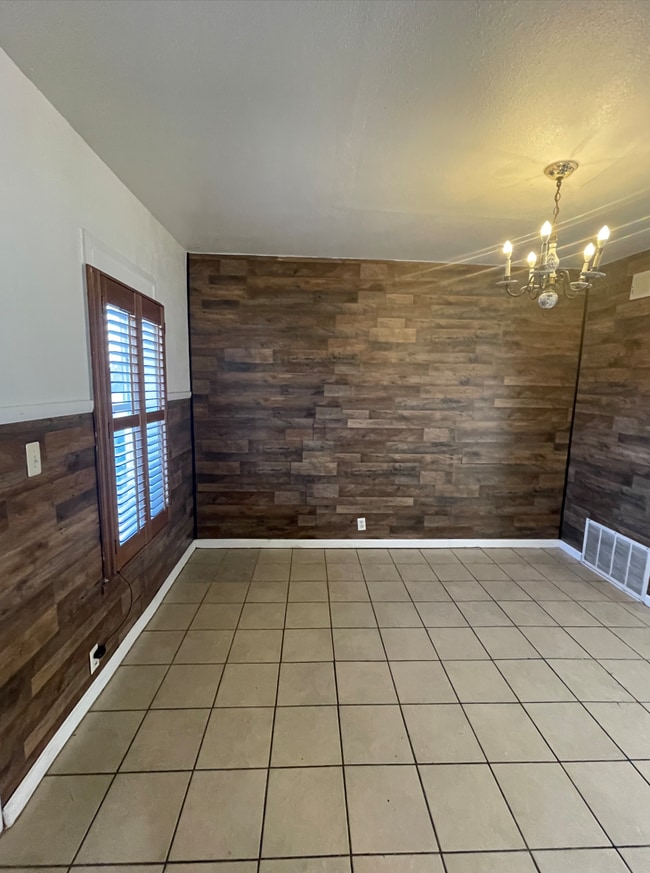 Photo - 124 E Evans Ave House