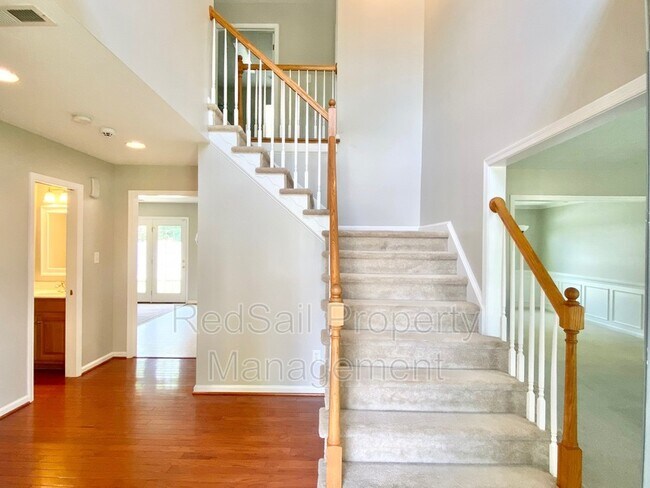 Photo - 110 Mulberry Ct House