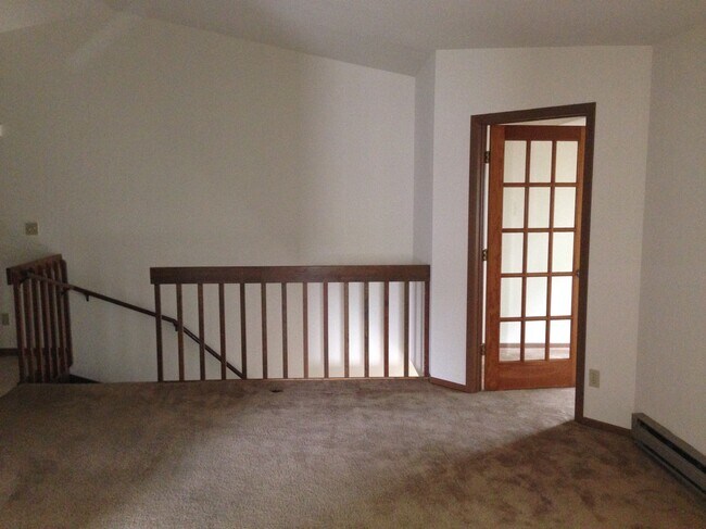 stair and extra computer room - 1804 Washington N St