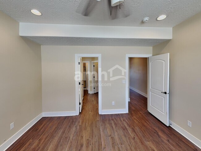 Building Photo - 738 W 1875 S