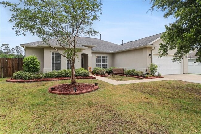 Building Photo - 329 E Silver Maple Dr