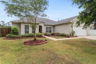 Building Photo - 329 E Silver Maple Dr