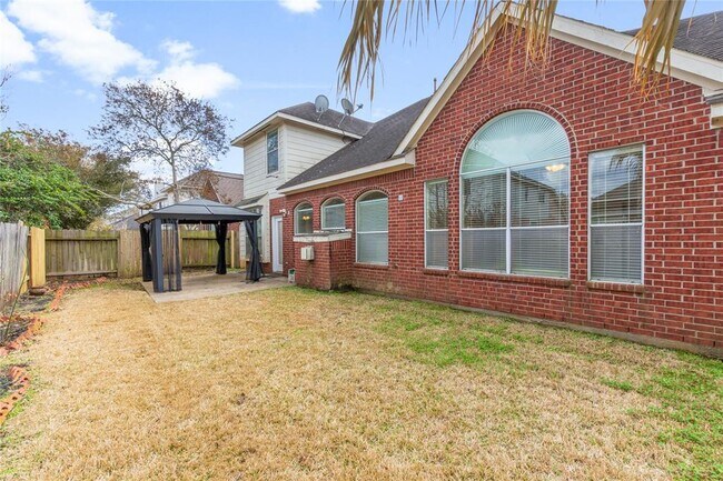 Foto del edificio - 4615 Russett Ln