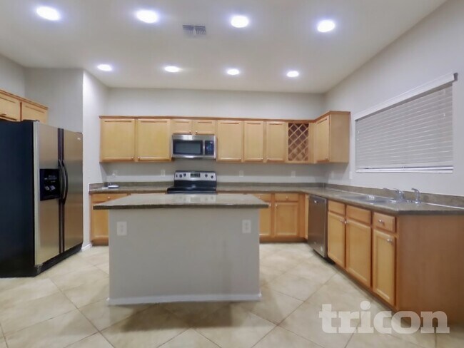 Foto del edificio - 9526 N 81st Dr