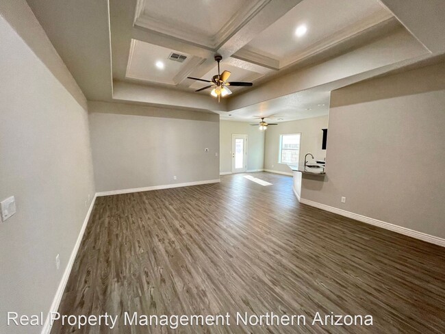 Foto del edificio - 3 br, 2 bath House - 3398 N. Apache St.