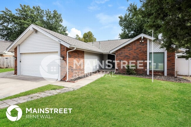 Building Photo - 3104 Greenwood Ct