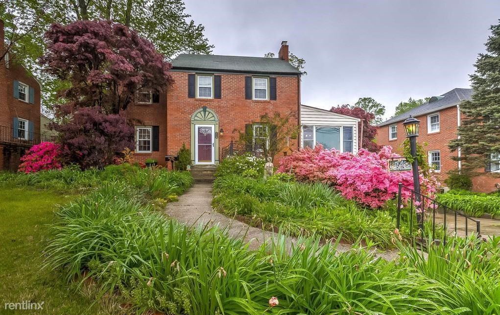 Primary Photo - 2 br, 1 bath Duplex - 502 West Joppa Road 2