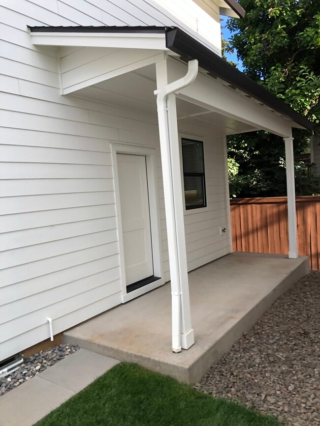 Photo - 10271 SE 40th Ave House