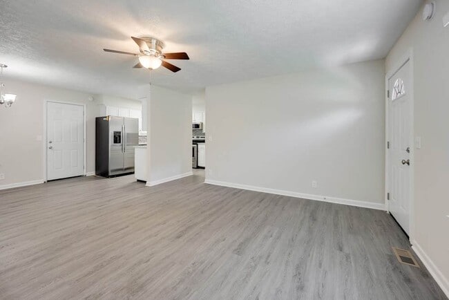 Building Photo - 412 Cathy Jo Cir