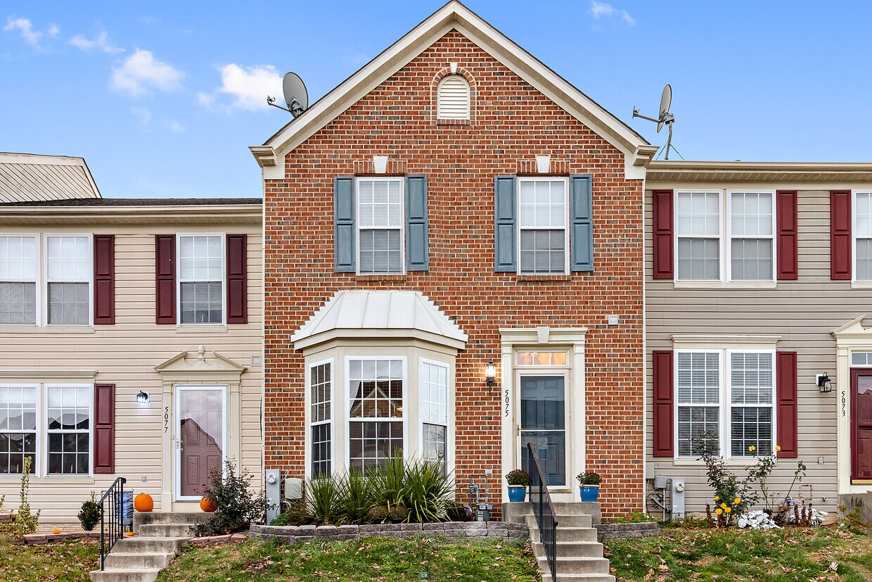 Foto principal - 5075 Bristle Cone Cir